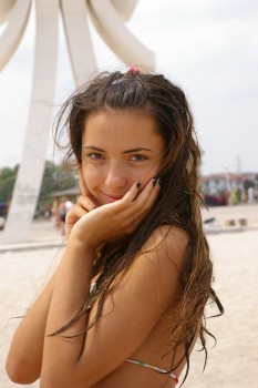 Bodrum’da Çekilen Bikinili Kızın Gizli Fotoğrafları