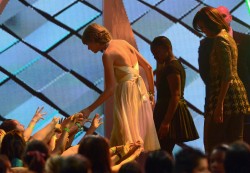Taylor Swift テイラー・スウィフト